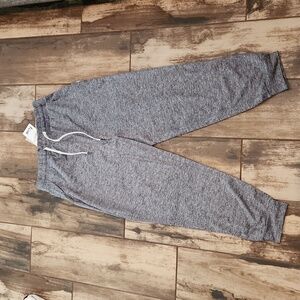 FEAT Womens pants size medium